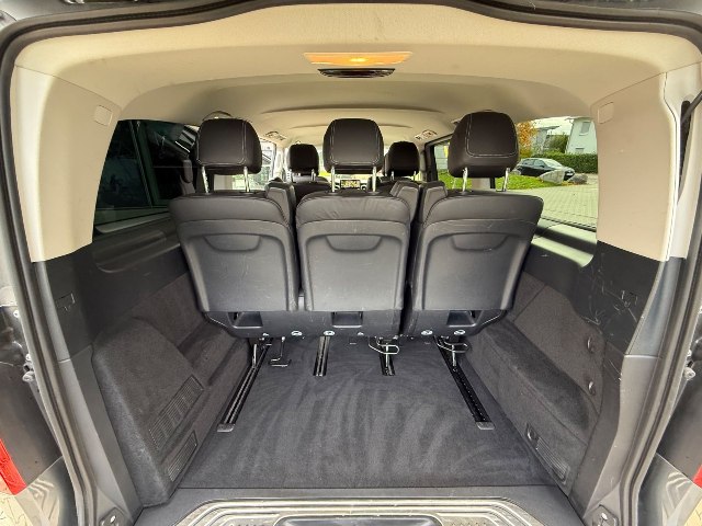Mercedes-Benz V 300 d 4Matic, 176kW, A9, 5d.
