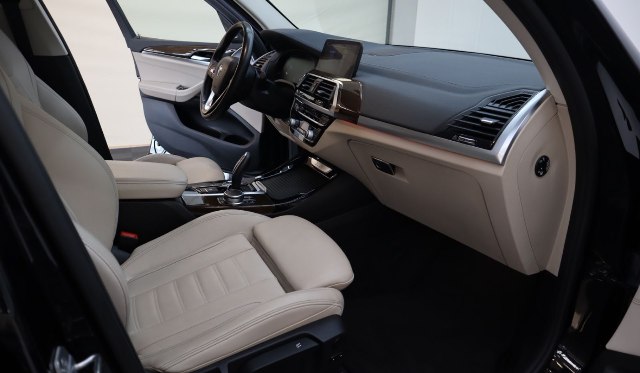 BMW X3 xDrive 20d Luxury Line, 140kW, A8, 5d.