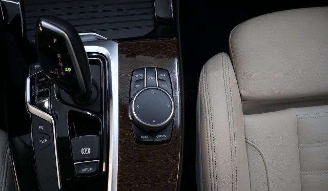 BMW X3 xDrive 20d Luxury Line, 140kW, A8, 5d.