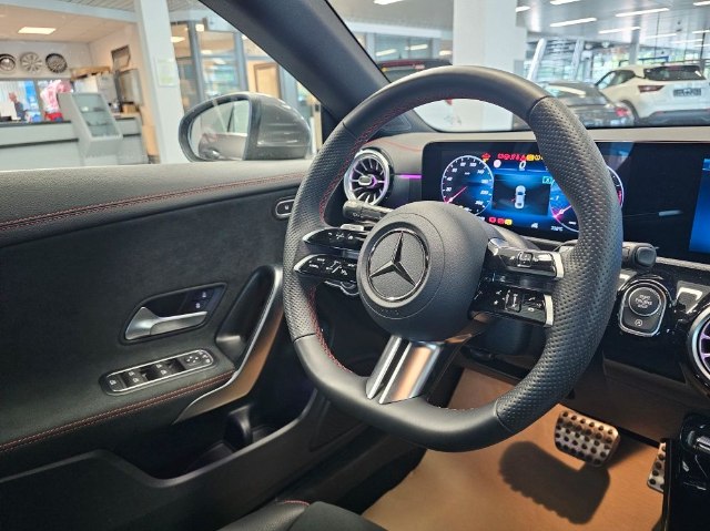 Mercedes-Benz CLA Coupé 250 e AMG, 120kW, A, 5d.