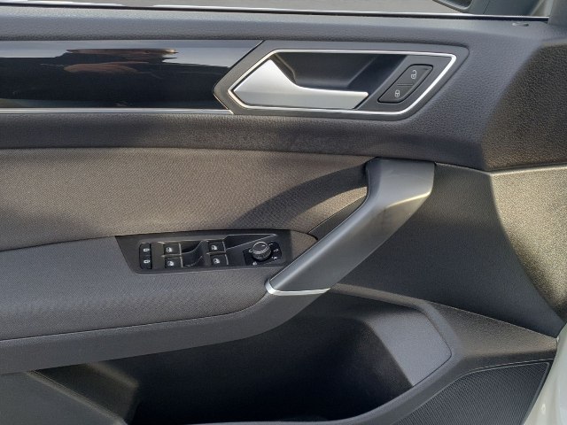Volkswagen Touran Highline 2.0 TDI DSG, 110kW, A7, 5d.