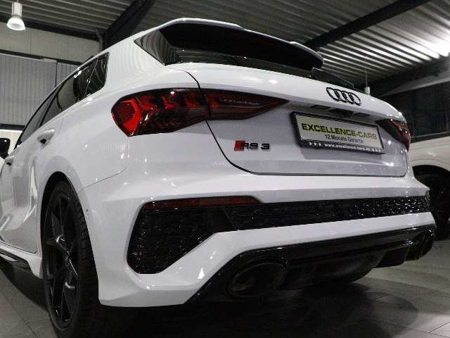 Audi RS3 Sportback 2.5 TFSI quattro S-tronic, 294kW, A7, 5d.