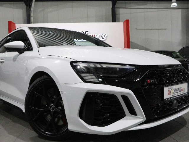 Audi RS3 Sportback 2.5 TFSI quattro S-tronic, 294kW, A7, 5d.