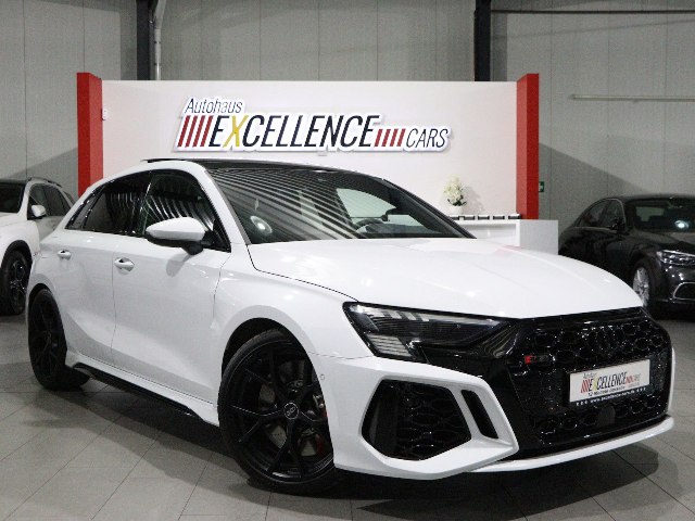 Audi RS3 Sportback 2.5 TFSI quattro S-tronic, 294kW, A7, 5d.