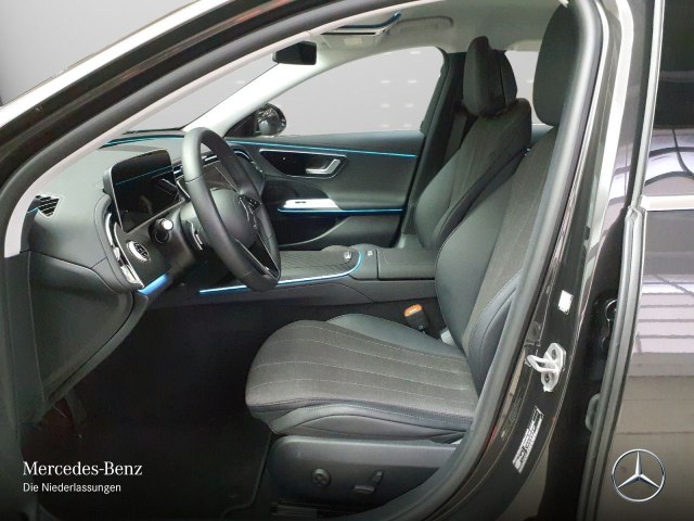 Mercedes-Benz E Avantgarde 300 e, 150kW, A, 4d.