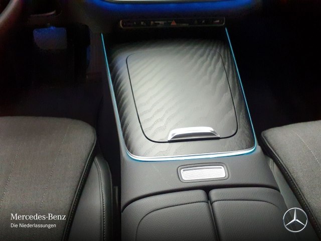 Mercedes-Benz E Avantgarde 300 e, 150kW, A, 4d.