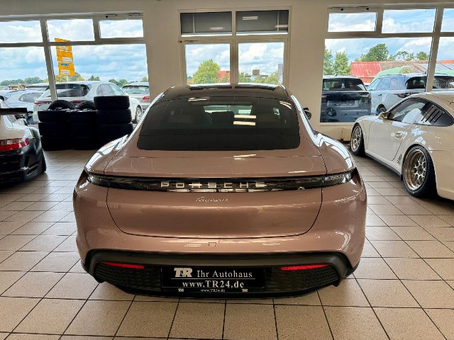 obrázok auta