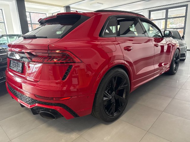 Audi RSQ8 4.0 TFSI V8 quattro Tiptronic, 441kW, A8, 5d.