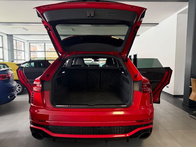 Audi RSQ8 4.0 TFSI V8 quattro Tiptronic, 441kW, A8, 5d.