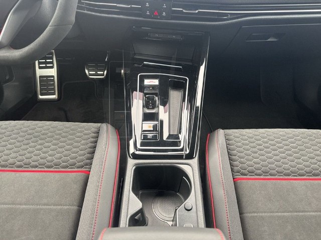 Volkswagen Golf GTI Clubsport 2.0 TSI DSG, 221kW, A, 5d.