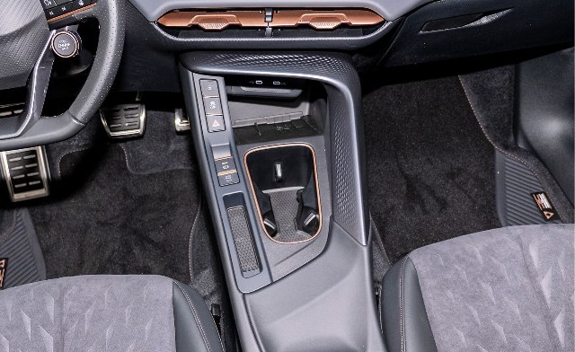 Cupra Terramar VZ 2.0 TSI DSG 4Drive, 195kW, A, 5d.
