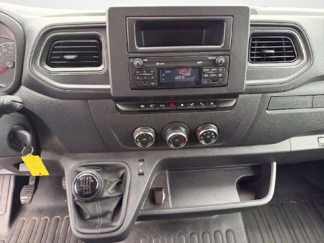 Renault Master 2.3 dCi L2H2, 110kW, M