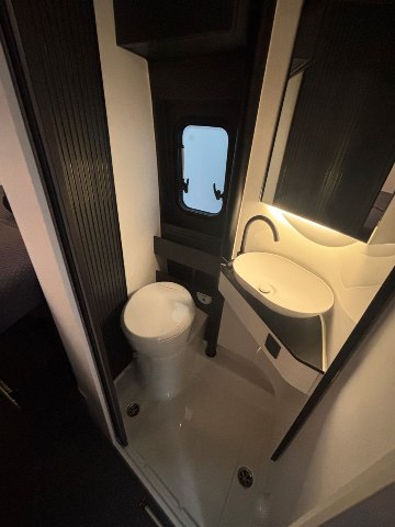 Adria Twin Supreme, 132kW, A