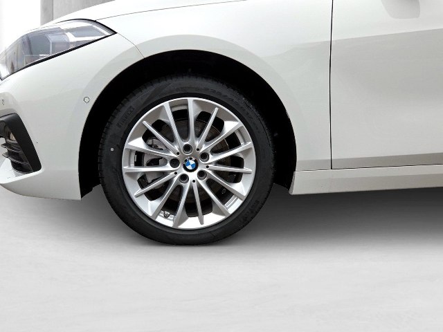 BMW rad 1 118i, 100kW, A, 5d.