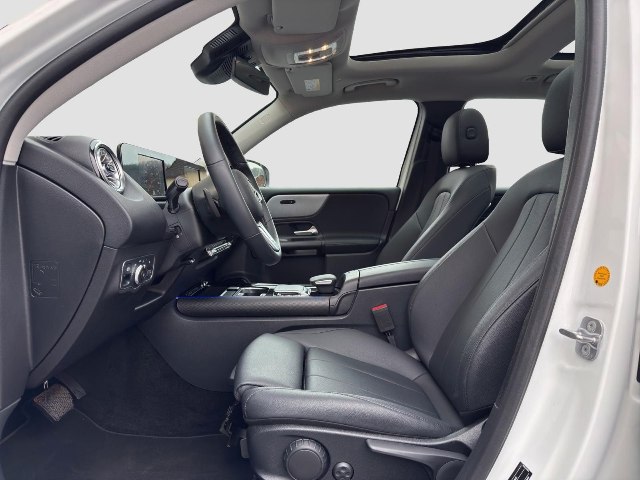 Mercedes-Benz GLB 220 d, 140kW, A8, 5d.