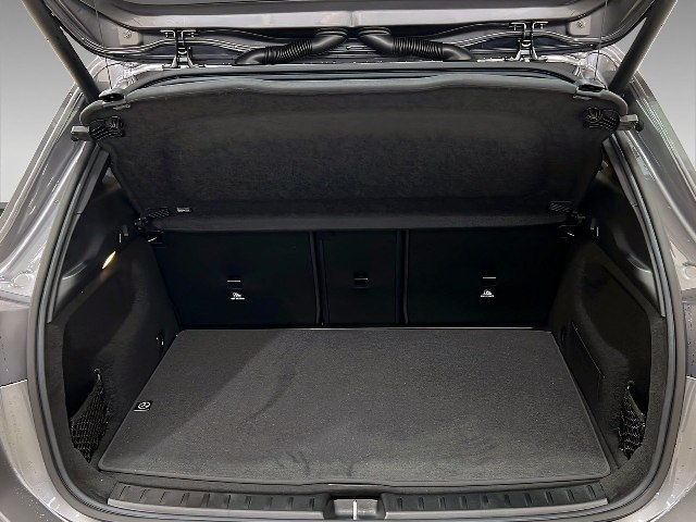 Mercedes-Benz GLA 200, 120kW, A7, 5d.