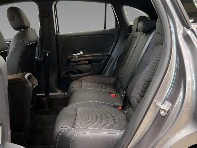 Mercedes-Benz GLA 200, 120kW, A7, 5d.