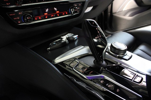 BMW rad 5 545e xDrive, 290kW, A8, 4d.