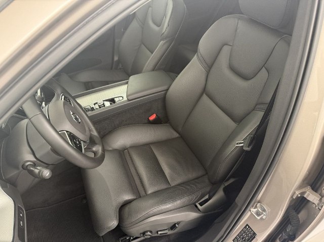 Volvo XC60 Ultra Dark T6 PHEV AWD, 257kW, A, 5d.