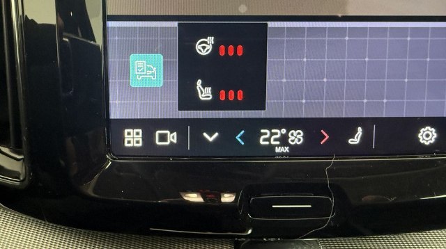 Volvo XC60 Ultra Dark T6 PHEV AWD, 257kW, A, 5d.