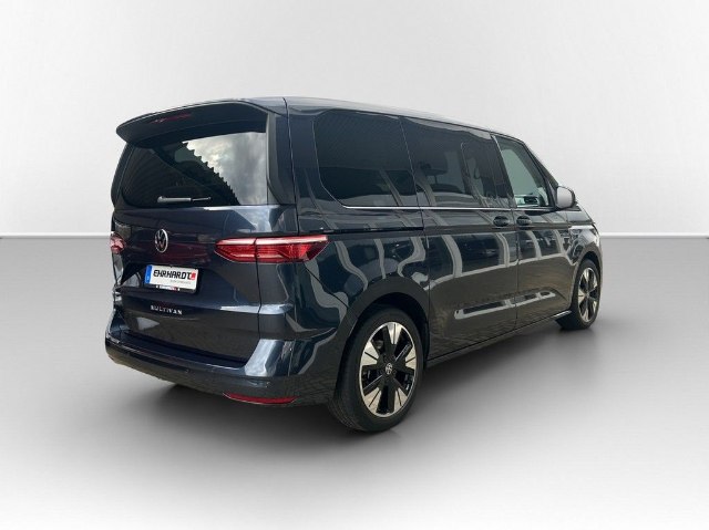 Volkswagen T7 Multivan Life 2.0 TDI DSG, 110kW, A7, 5d.