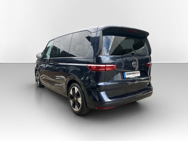Volkswagen T7 Multivan Life 2.0 TDI DSG, 110kW, A7, 5d.