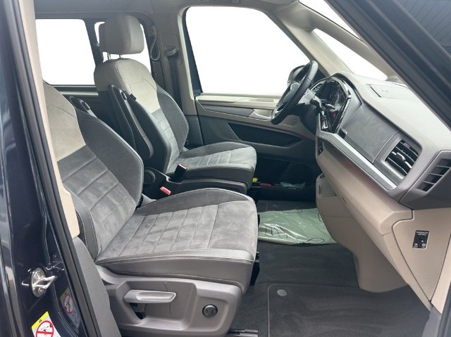 Volkswagen T7 Multivan Life 2.0 TDI DSG, 110kW, A7, 5d.