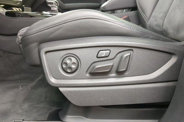 Audi Q5 S-Line 40 TDI quattro S-tronic, 150kW, A7, 5d.