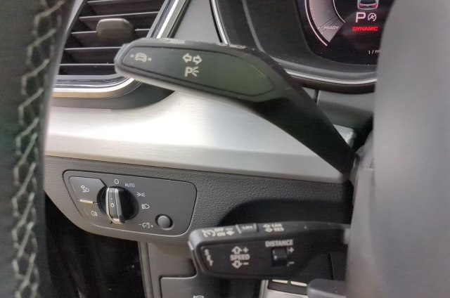 Audi Q5 S-Line 40 TDI quattro S-tronic, 150kW, A7, 5d.