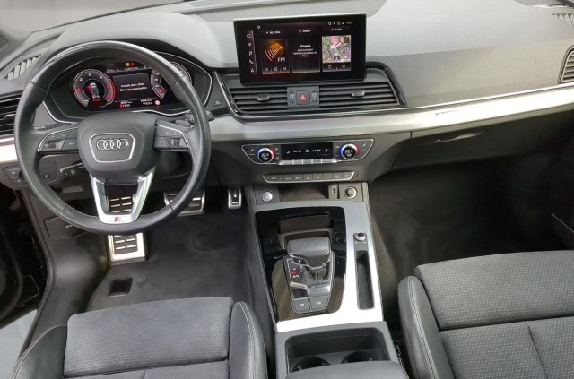 Audi Q5 S-Line 40 TDI quattro S-tronic, 150kW, A7, 5d.