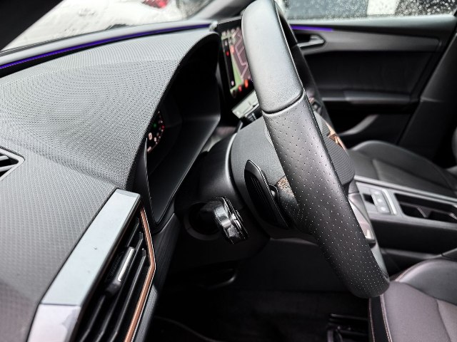 Cupra Leon 1.5 TSI DSG, 110kW, A7, 5d.
