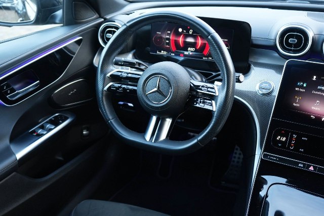 Mercedes-Benz C AMG Line 300 d, 195kW, A9, 4d.