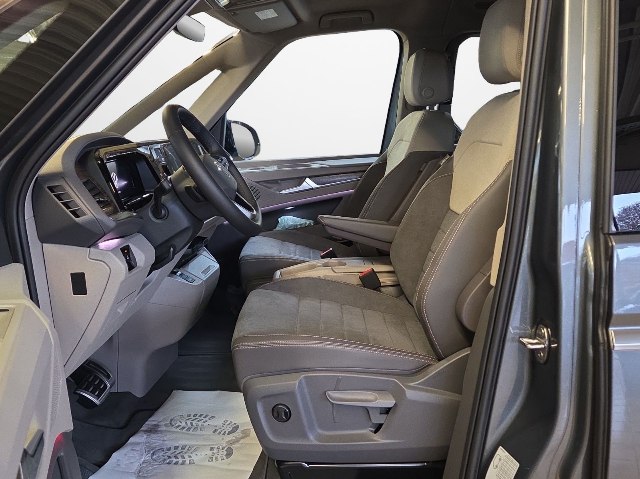 Volkswagen T7 Multivan Style 1.5 eHybrid DSG Lang 4Motion, 180kW, A, 5d.