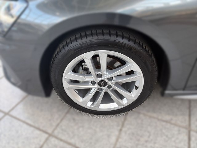 Audi A3 Sedan S-Line 35 TDI S-tronic, 110kW, A7, 5d.