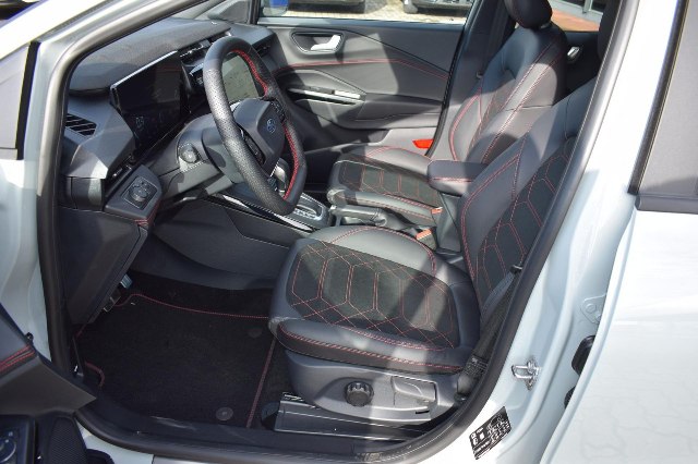 Ford Puma 1.0 EcoBoost mHev ST-Line, 114kW, A, 5d.