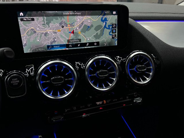 Mercedes-Benz GLA 250 e AMG Line, 160kW, A8, 5d.