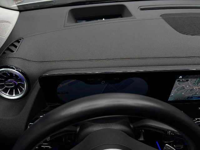 Mercedes-Benz GLA 250 e AMG Line, 160kW, A8, 5d.