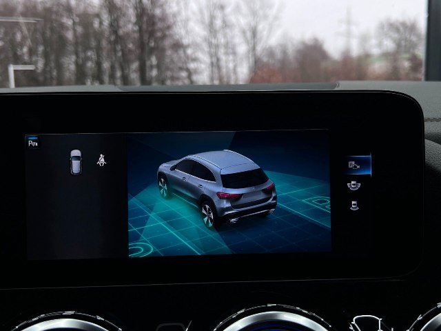 Mercedes-Benz GLA 250 e AMG Line, 160kW, A8, 5d.