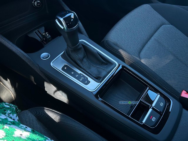 Audi Q2 S-Line 35 TFSI S-tronic, 110kW, A7, 5d.