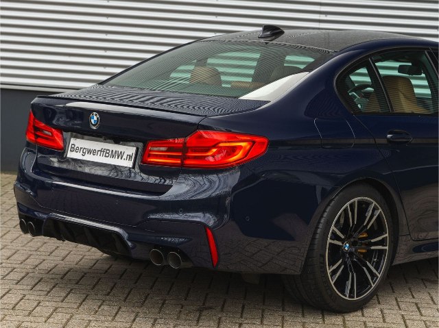 BMW M5 4.4 V8 xDrive, 441kW, A8, 5d.