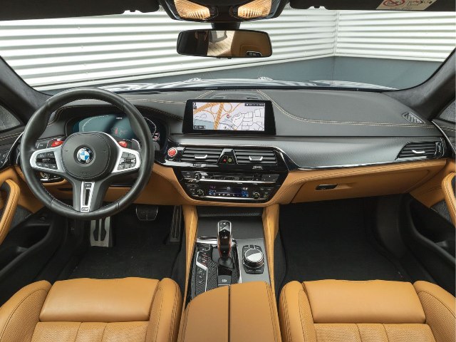 BMW M5 4.4 V8 xDrive, 441kW, A8, 5d.