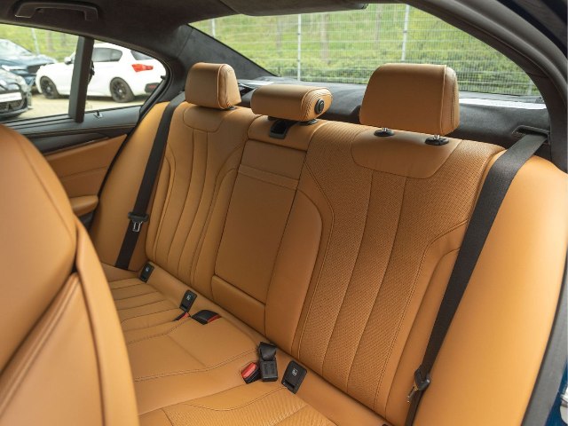 BMW M5 4.4 V8 xDrive, 441kW, A8, 5d.