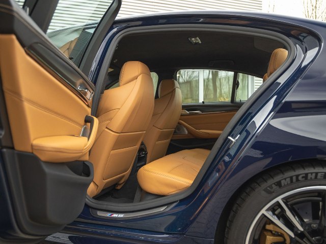 BMW M5 4.4 V8 xDrive, 441kW, A8, 5d.