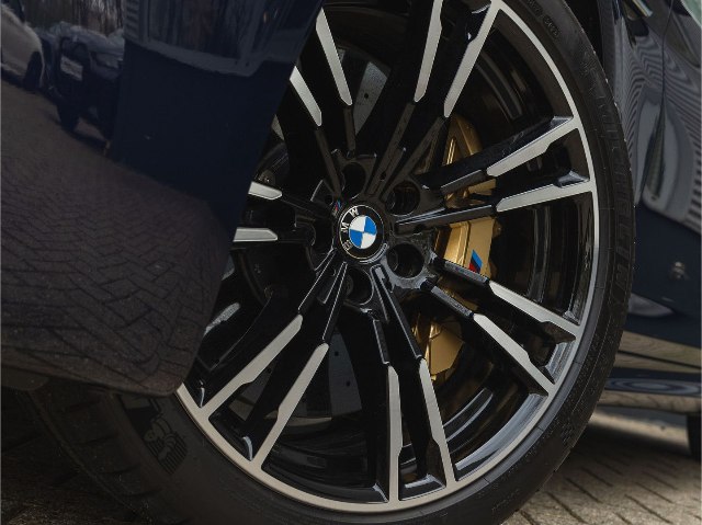 BMW M5 4.4 V8 xDrive, 441kW, A8, 5d.